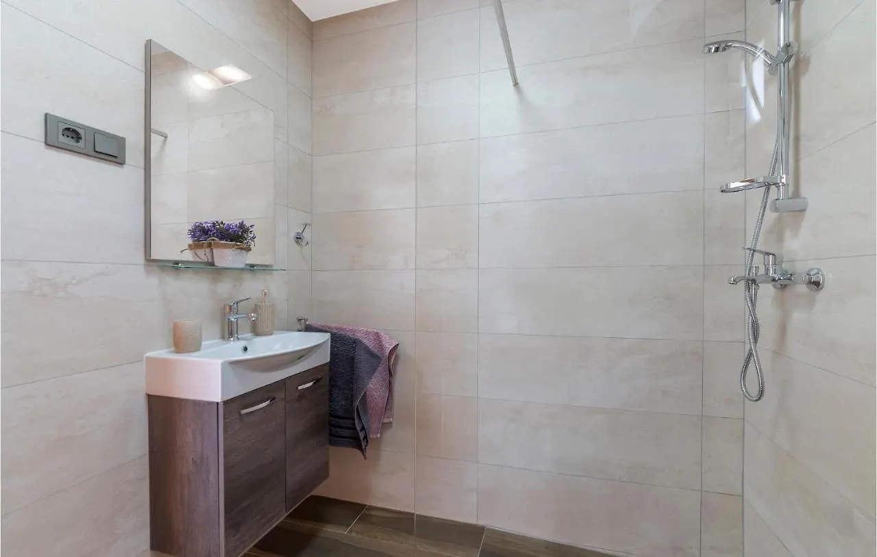 Cozy Apartment In Pula With Kitchen 0*,  Croatia
